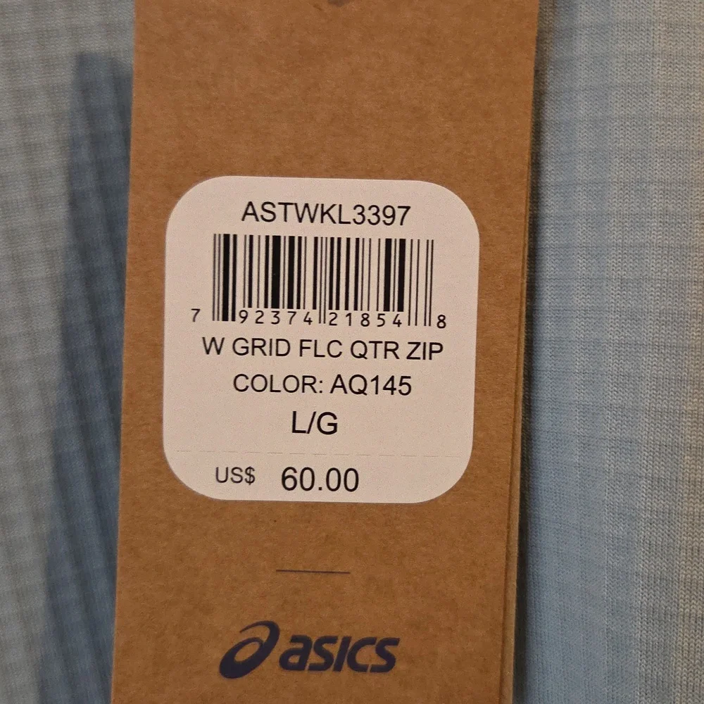 NWT ASICS Half Zip Size Large - Picture 7 of 9